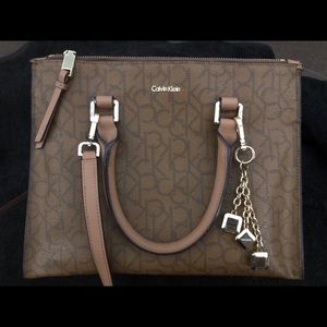 Authentic signature Calvin Klein